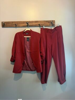 Reset by Jane Women's Burgundy Tailored Pantsuit Set